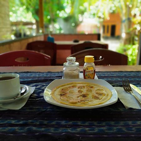Kuta Garden Homestay Екстериор снимка